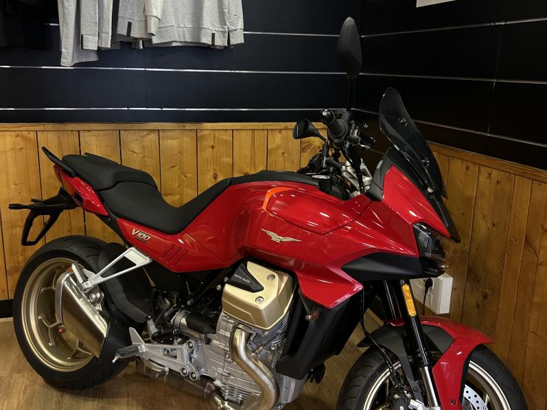MOTO GUZZI V100  MANDELLO