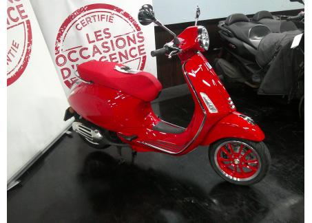 VESPA PRIMAVERA 125 EDITION RED