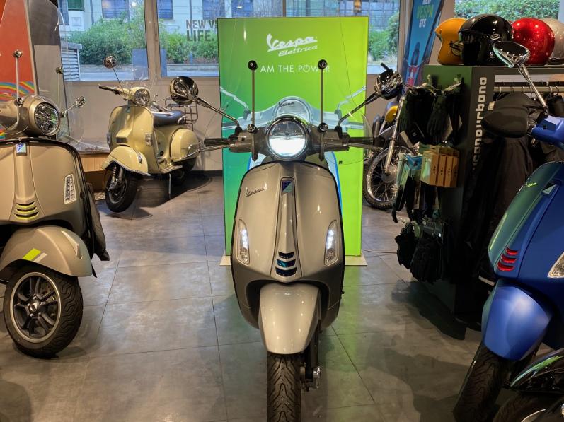 VESPA PRIMAVERA 50 ELETTRICA 