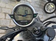 MOTO GUZZI V7 STONE