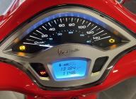 VESPA PRIMAVERA 125 RED