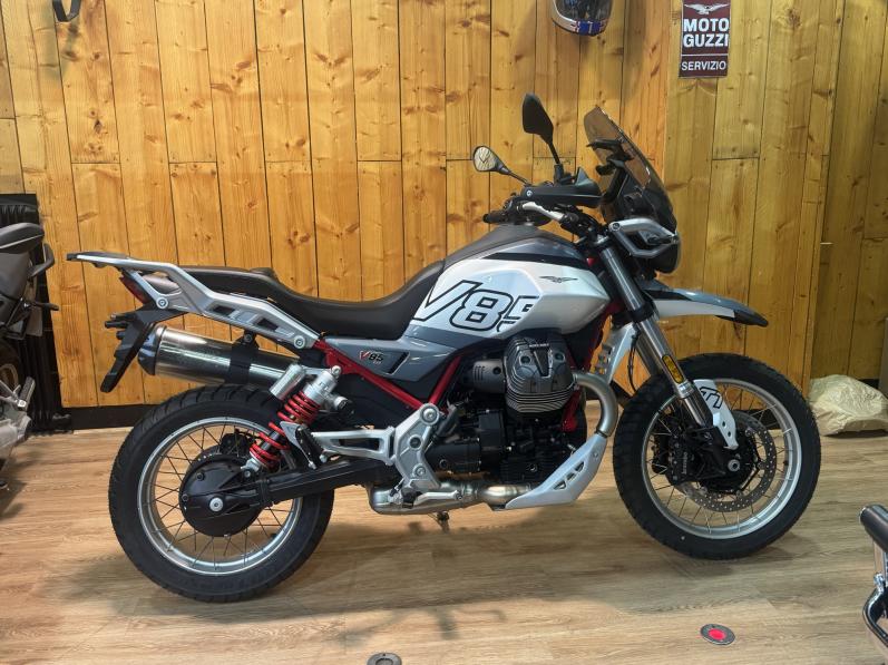 MOTO GUZZI V85 TT 850