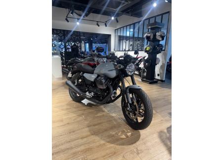 MOTO GUZZI V7 sport 2025