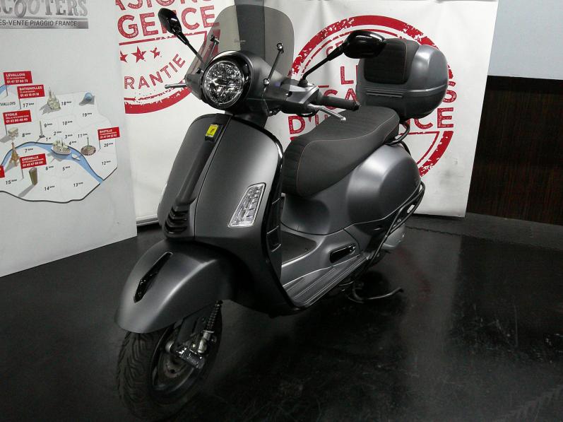 VESPA GTS 300 ABS 2023 2800KM
