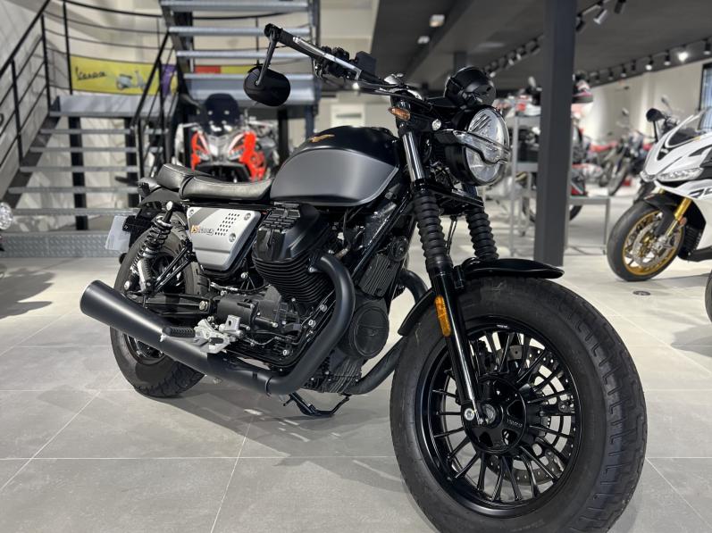 MOTO GUZZI V9 BOBBER