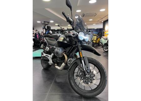 MOTO GUZZI V85 TT 850 STRADA