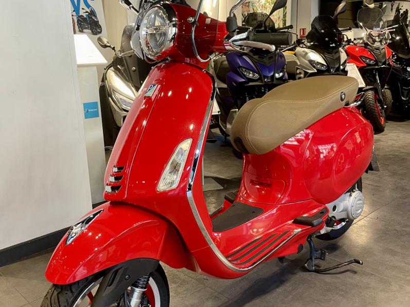 VESPA PRIMAVERA 50 4T E5  MODELE RED